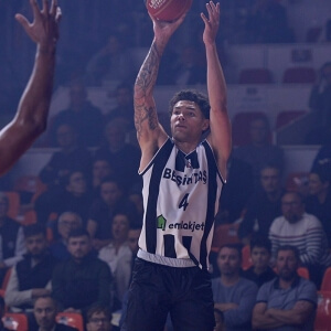Beşiktaş Emlakjet vs Fenerbahçe Beko